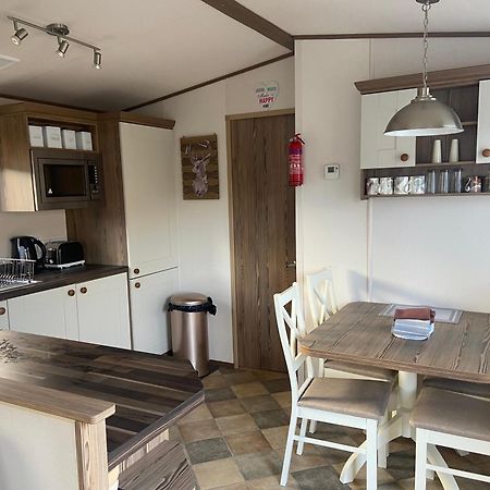 The Monarch Lodge ,Aviemore Holiday Park ภายนอก รูปภาพ